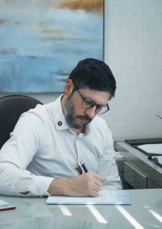Dr. Pablo em atendimento
